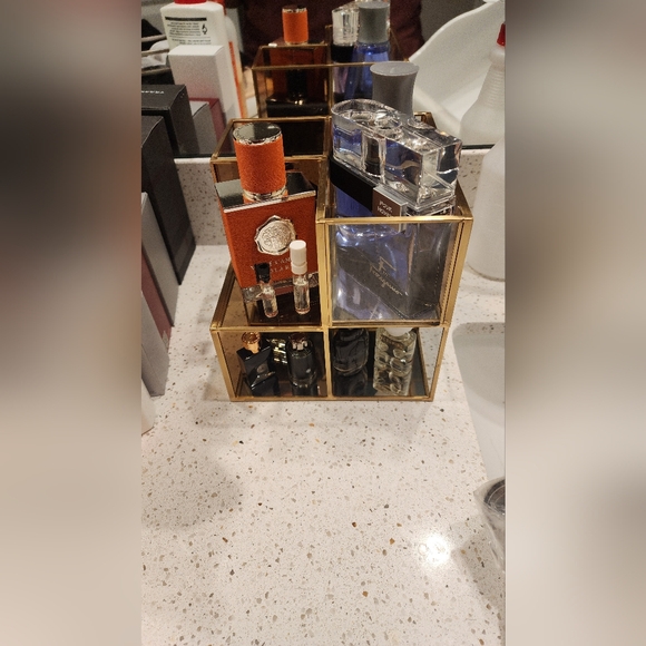 Fondazza Makeup/Perfume Organizer - Picture 2 of 5